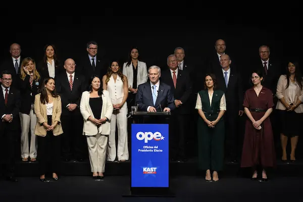 principales ministros de Kast